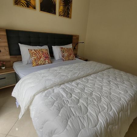 Diar Kamiliya Meknes Apartment Bagian luar foto