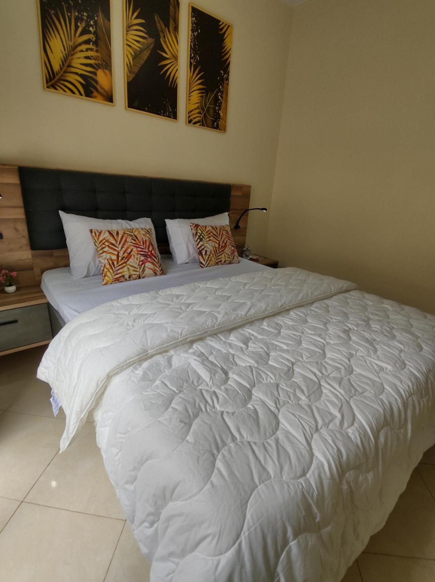 Diar Kamiliya Meknes Apartment Bagian luar foto